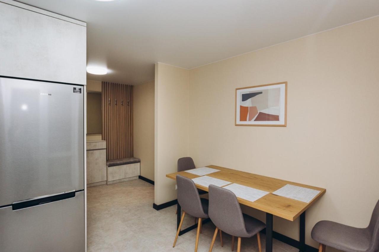 スームィVip Flat Lavina Проспект М Лушпи 2 Корп2アパートメント エクステリア 写真